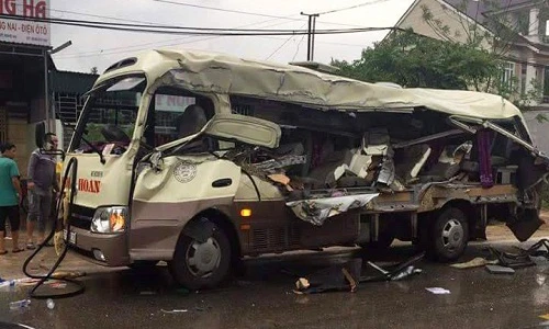 7 vụ tai nạn giao thông thảm khốc tuần qua (27/3-2/4)