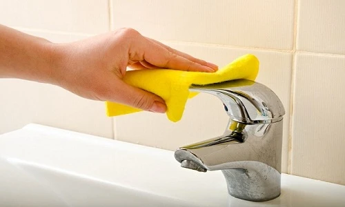 Mẹo đơn giản làm sạch bóng đồ dùng kim loại