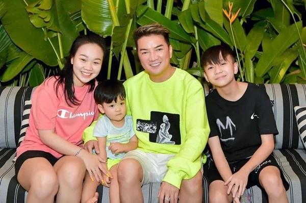 3 con cùng huyết thống gây chú ý của Đàm Vĩnh Hưng 