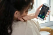 Bỏ vợ vì không sinh con trai, 4 năm sau anh khóc nức nở xin tha thứ