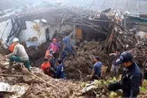 Sạt lở mỏ vàng Indonesia 6 người chết, 14 người mất tích