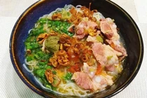 Công thức bún sườn nấu sấu chua thanh, mềm thơm ngày hè