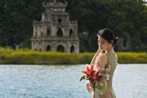 Khám phá Hà Nội mùa thu, 4 trải nghiệm khiến du khách say lòng