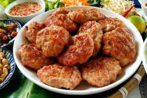 Cách làm món thịt viên nướng mềm ngọt, đậm vị cho cả gia đình