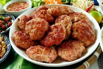 Cách làm món thịt viên nướng mềm ngọt, đậm vị cho cả gia đình