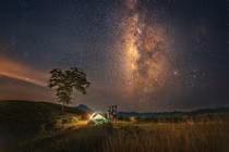 "Săn" dải Ngân Hà và ngắm bình minh tại đồi chè Long Cốc