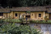 Khám phá cuộc sốngngười Mông giữa đại ngàn Lũng Cú 