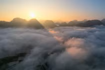 Chạm mây trên đỉnh Nà Lay, ngắm trọn thung lũng Bắc Sơn từ trên cao