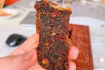 Bí quyết làm khô bò nguyên miếng chuẩn vị, ai ăn cũng tấm tắc khen ngon