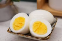 Thời điểm "vàng" ăn trứng luộc giúp hỗ trợ giảm cân