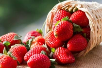 5 loại trái cây màu đỏ giúp da mịn màng, ngừa lão hóa