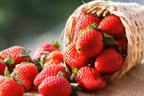 5 loại trái cây màu đỏ giúp da mịn màng, ngừa lão hóa