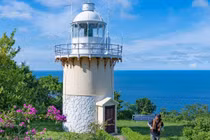 Khám phá cung đường đi bộ 'đẹp như phim' giữa thiên nhiên hoang sơ ở Sơn Trà