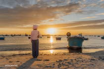 Ngỡ ngàng vẻ đẹp hoàng hôn buông xuống làng chài thôn Mỹ Hiệp