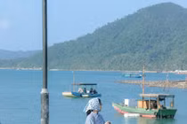 Đến Quan Lạn “chill” đúng điệu sáng ngắm gió, chiều tắm biển hoang sơ