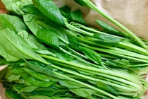 6 thực phẩm cần tránh khi ăn cùng cải bó xôi để bảo vệ sức khỏe