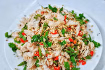 Về Quảng Bình thưởng thức cá nghéo bao tử hiếm lạ 