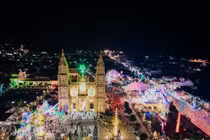 Về xứ sở nhà thờ Ninh Bình, săn ảnh Giáng sinh lung linh