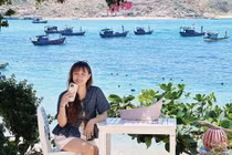 Làng chài đẹp như phim, ăn chơi tẹt ga chỉ với 700.000 đồng