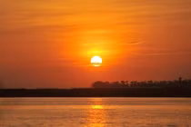 Đình Chèm gây sốt với cảnh hoàng hôn đẹp như tranh vẽ