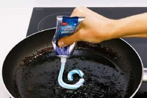 Bỏ túi 7 mẹo làm sạch nồi cháy đen không cần cọ rửa mạnh