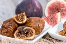 5 loại trái cây khô hỗ trợ gan khỏe mạnh nếu dùng đúng cách