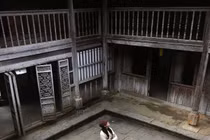 Khám phá dinh thự Vua Mèo 'góc sống ảo' cổ kính giữa cao nguyên đá Đồng Văn