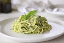 Gợi ý 3 món ngon từ bí ngòi giúp giữ dáng, đẹp da