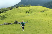 Đồi cỏ Xa Reng Quảng Trị điểm check-in tuyệt đẹp cho tín đồ mê trekking