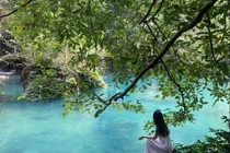 Suối Lê Nin "viên ngọc xanh" say lòng du khách giữa núi rừng Pác Bó