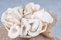 4 loại rau giàu đạm giúp phụ nữ sau 30 giữ dáng