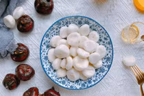 Củ mã thầy giúp thanh nhiệt, giảm cân, phòng bệnh mùa hè