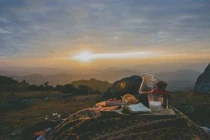 Lên Đồng Văn dựng trại, ôm trọn thiên nhiên hoang sơ