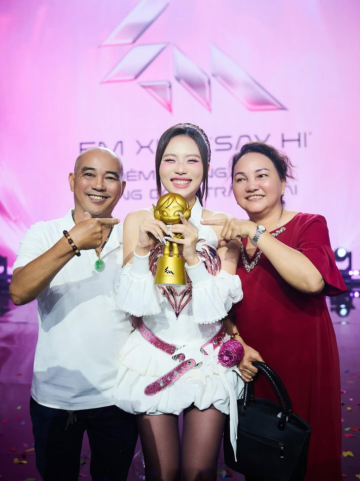 Sau khi giành chiến thắng Em xinh say hi, Phương Mỹ Chi gửi lời cảm ơn đến fan, những người đã hỗ trợ cô. Ảnh: Instagram Phương Mỹ Chi.
