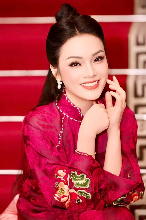 Theo Người Lao Động, sau khi tốt nghiệp Cao học chuyên ngành Nhạc thính phòng cổ điển, Tân Nhàn trở thành giảng viên tại Học viện Âm nhạc Quốc gia Việt Nam. Ảnh: FB Tân Nhàn.