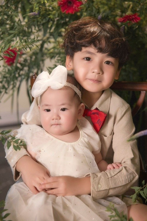 Bé Mochi trộm vía bụ bẫm, sở hữu làn da trắng. Ảnh: FB Tú Anh.