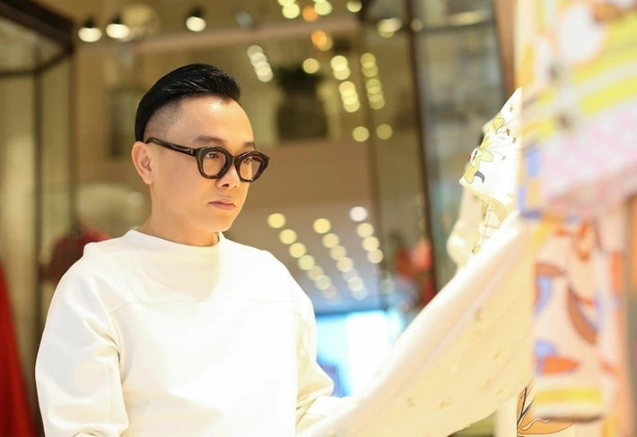 Trong cuộc phỏng vấn Người Đô Thị năm 2020, Công Trí chia sẻ việc luôn chọn cách im lặng trước mọi sóng gió. Ảnh: Znews.