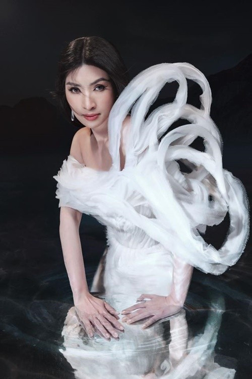 Hồng Nhung cho biết, cô và bố của con trai dù đã chia tay nhưng vẫn luôn cùng nhau cố gắng để bé Skyler có môi trường sinh hoạt và phát triển tốt nhất. Ảnh: FB Hồng Nhung.