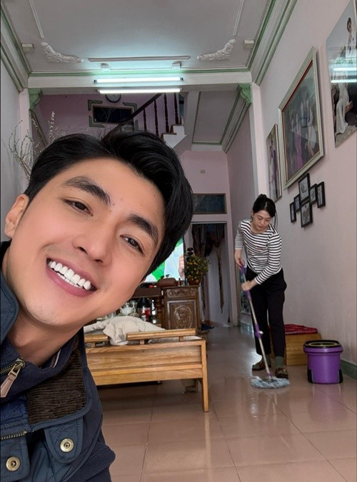 Bình An luôn dành lời ngọt ngào cho Phương Nga. Ảnh: FB Bình An.