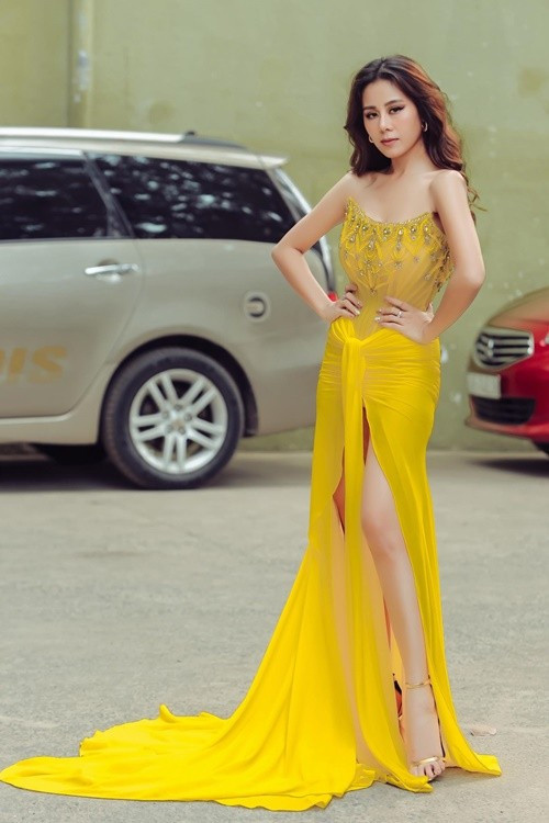Mỹ nhân làng hài gây chú ý khi tuyển chọn diễn viên cho một số dự án phim ảnh. Ảnh: FB Nam Thư.