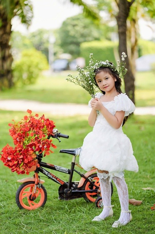 Vũ Ngọc Ánh khoe ái nữ xinh xắn, đáng yêu.