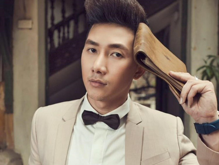 Người mẫu Nam Phong qua đời vào sáng ngày 9/7. "Theo các bác sĩ, Phong có tiền sử bệnh phổi và nhiễm COVID-19 mức độ nặng, phổi vốn bị tổn thương nghiêm trọng nên diễn tiến bệnh xấu đi nhanh chóng", chị Nam Phong chia sẻ trên Vietnamnet. Sinh thời, cuộc đời của Nam Phong có nhiều biến cố. Ảnh: FB Nam Phong.
