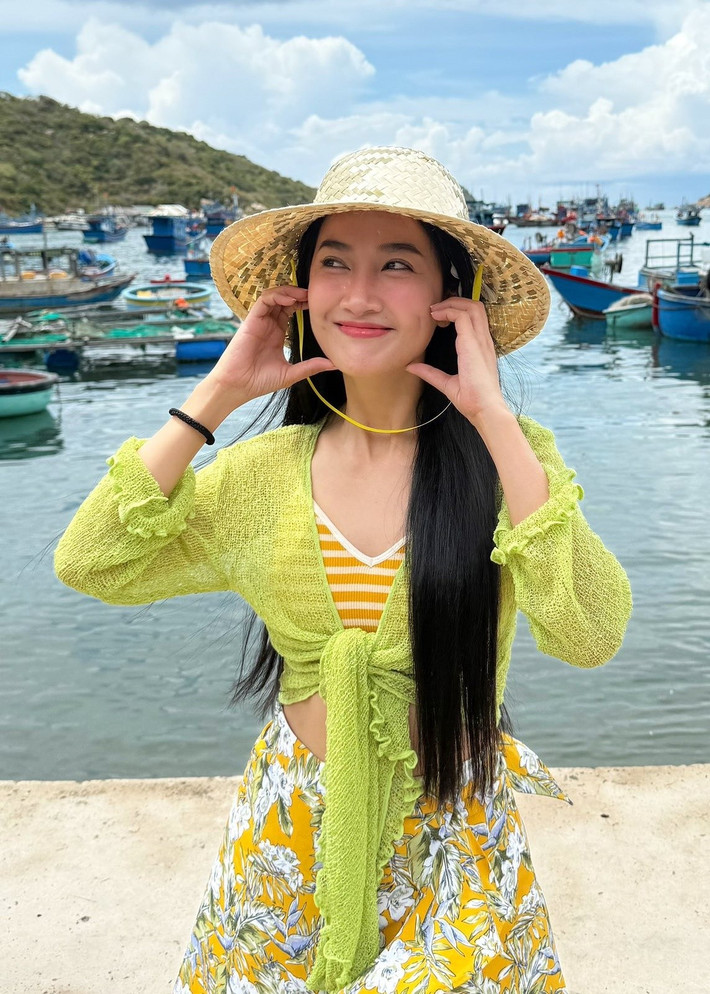 Nữ diễn viên chia sẻ trên Tiền Phong, cô chủ động chia tay vì nhận thấy hết duyên. Hai người không cãi vã, giận hờn khi đường ai nấy đi. Ảnh: FB Quỳnh Lam.