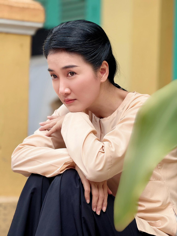 Quỳnh Lam tâm sự: "Phim bối cảnh xưa, 10 năm sau xem lại vẫn thích, vẫn có chỗ đứng riêng trong lòng khán giả". Ảnh: FB Quỳnh Lam.
