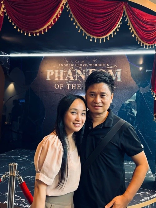Vợ chồng Tấn Minh từng coi nhau là bạn trước khi hẹn hò. Ảnh: FB Thu Huyền.