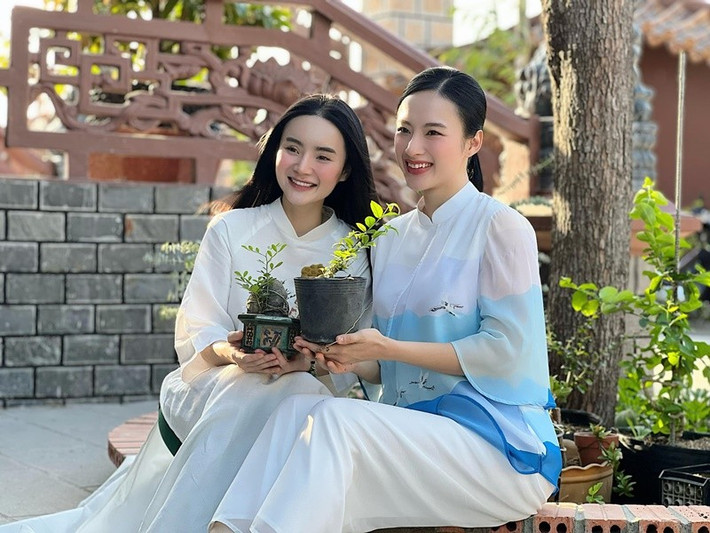 Phương Trang là em gái của Angela Phương Trinh. Ngày nhỏ, Phương Trang đóng một số phim như Kính vạn hoa, Mùi ngò gai, Cậu bé ngoài hành tinh. Ảnh: FB Phương Trang.