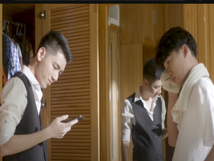 3 sản phẩm của Jack và K-ICM gồm Bạc phận, Em gì ơi và Sóng gió cũng có lượt xem ấn tượng. Cụ thể, Bạc phận có 423 triệu lượt xem, Sóng gió đạt 458 triệu lượt xem, Em gì ơi có 371 triệu lượt xem. Ảnh: Youtube ICM Entertainment.