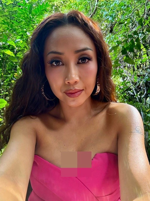Trên trang cá nhân, Ốc Thanh Vân chia sẻ tạo hình khác lạ của cô trong một dự án điện ảnh dự kiến ra rạp vào cuối năm 2025. Ảnh: FB Ốc Thanh Vân.