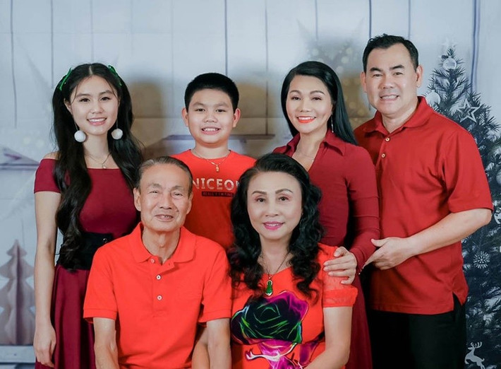 Ngọc Huyền và chồng còn có cậu con trai chung tên Hà Nam. Ảnh: Dân Việt.