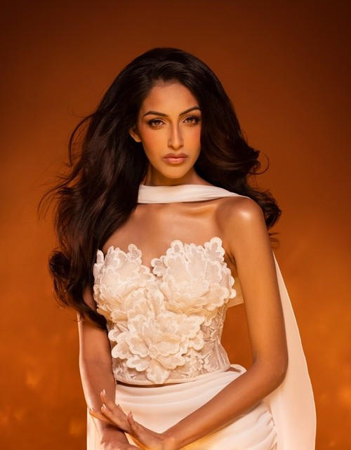 Đại diện Malaysia – Eshwin Kaur gây chú ý khi vào top 5 phần thi Supra Model và bán kết phần thi Supra Chat trước chung kết Hoa hậu Siêu quốc gia 2025. Ảnh: Miss Supranational.